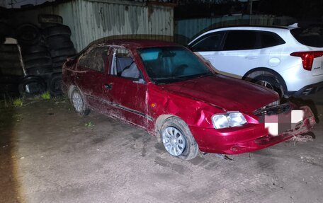 Hyundai Accent II, 2005 год, 100 000 рублей, 2 фотография