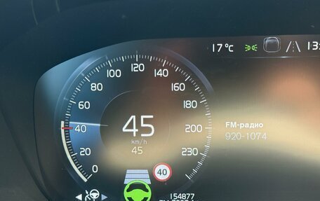 Volvo V60 Cross Country II, 2019 год, 3 290 000 рублей, 27 фотография