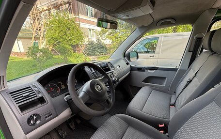 Volkswagen Transporter T5 рестайлинг, 2011 год, 1 300 000 рублей, 9 фотография