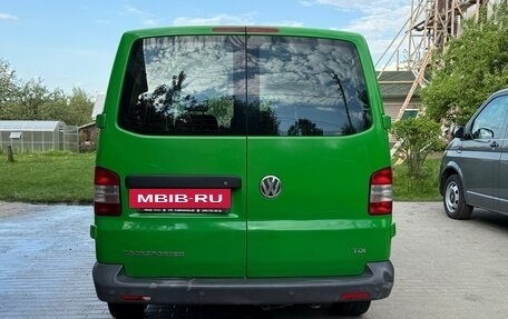 Volkswagen Transporter T5 рестайлинг, 2011 год, 1 300 000 рублей, 4 фотография