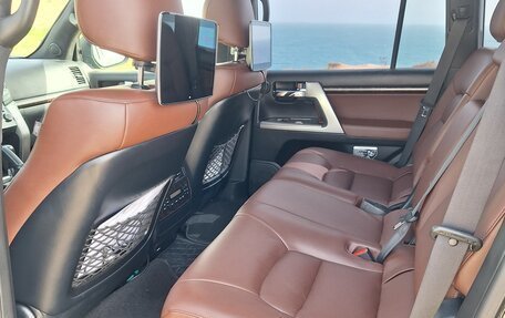 Toyota Land Cruiser 200, 2012 год, 3 499 000 рублей, 10 фотография