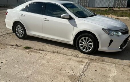 Toyota Camry, 2015 год, 2 200 000 рублей, 3 фотография