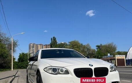 BMW 5 серия, 2013 год, 1 600 000 рублей, 2 фотография