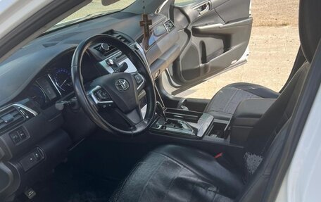 Toyota Camry, 2015 год, 2 200 000 рублей, 5 фотография