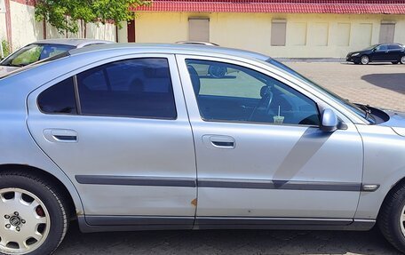 Volvo S60 III, 2001 год, 370 000 рублей, 4 фотография