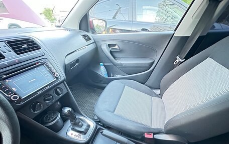 Volkswagen Polo VI (EU Market), 2011 год, 1 000 000 рублей, 2 фотография