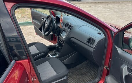 Volkswagen Polo VI (EU Market), 2011 год, 1 000 000 рублей, 16 фотография