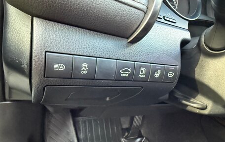 Toyota Camry, 2019 год, 3 250 000 рублей, 12 фотография