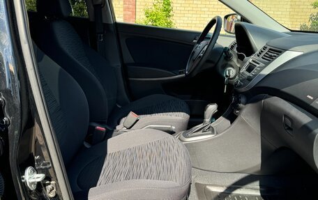 Hyundai Solaris II рестайлинг, 2015 год, 1 170 000 рублей, 14 фотография