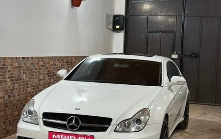 Mercedes-Benz CLS, 2005 год, 1 950 000 рублей, 12 фотография