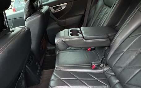Infiniti FX II, 2008 год, 2 100 000 рублей, 12 фотография