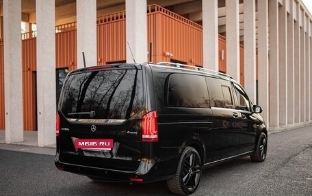 Mercedes-Benz V-Класс, 2016 год, 7 700 000 рублей, 4 фотография