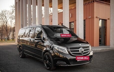 Mercedes-Benz V-Класс, 2016 год, 7 700 000 рублей, 6 фотография