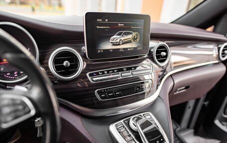 Mercedes-Benz V-Класс, 2016 год, 7 700 000 рублей, 13 фотография