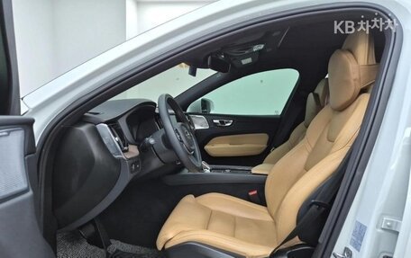 Volvo XC60 II, 2021 год, 4 150 000 рублей, 11 фотография