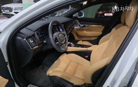 Volvo S90 II рестайлинг, 2024 год, 6 790 000 рублей, 10 фотография
