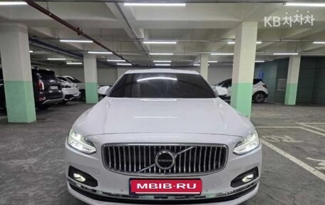 Volvo S90 II рестайлинг, 2024 год, 6 790 000 рублей, 2 фотография