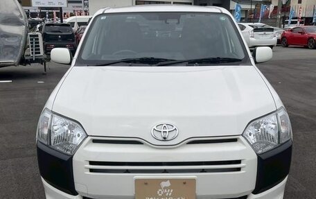Toyota Probox I, 2018 год, 921 000 рублей, 2 фотография