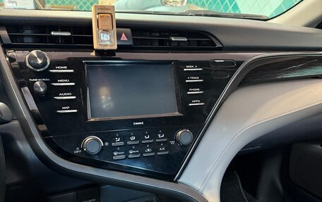 Toyota Camry, 2020 год, 1 200 000 рублей, 12 фотография