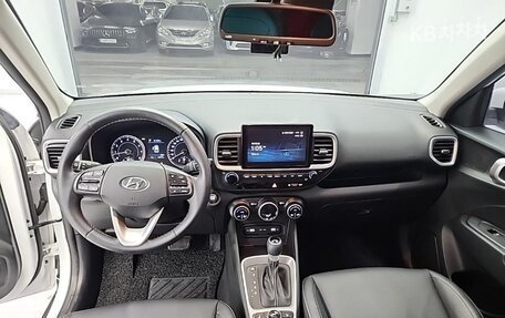 Hyundai Venue I, 2022 год, 1 285 000 рублей, 7 фотография