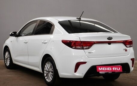 KIA Rio IV, 2018 год, 1 350 000 рублей, 7 фотография