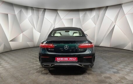 Mercedes-Benz E-Класс, 2018 год, 3 595 000 рублей, 8 фотография