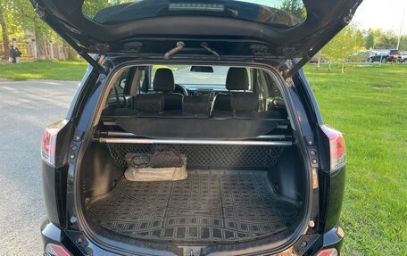 Toyota RAV4, 2017 год, 2 650 000 рублей, 14 фотография