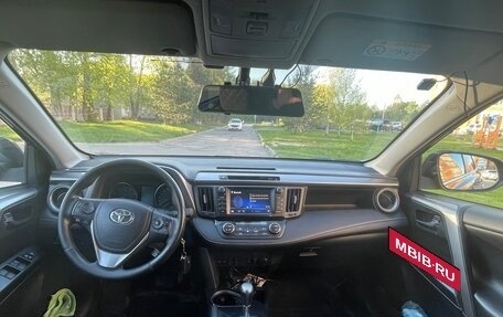Toyota RAV4, 2017 год, 2 650 000 рублей, 12 фотография