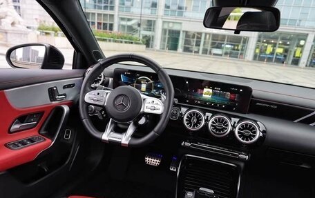 Mercedes-Benz A-Класс AMG, 2022 год, 3 470 000 рублей, 12 фотография