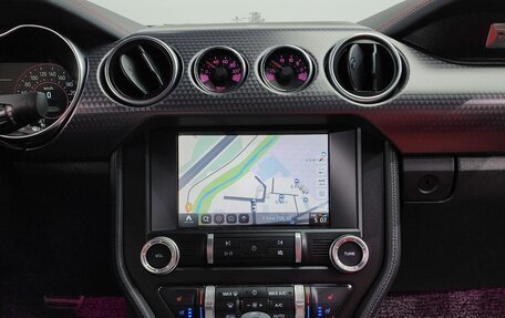 Ford Mustang VI рестайлинг, 2021 год, 2 550 001 рублей, 14 фотография