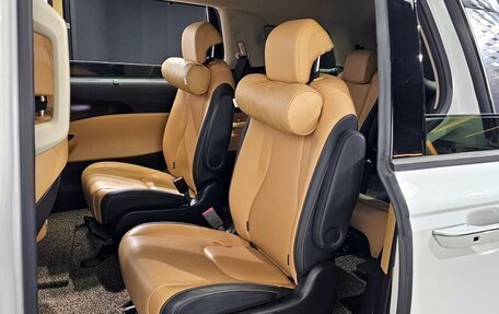 KIA Carnival, 2021 год, 2 236 000 рублей, 17 фотография