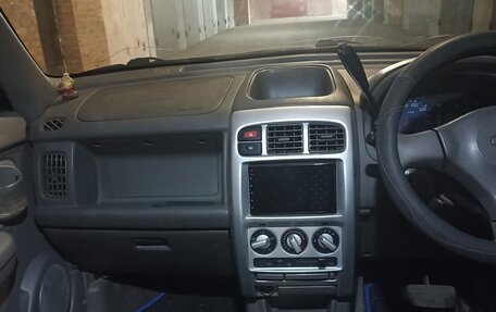 Nissan Cube II, 2001 год, 290 000 рублей, 11 фотография