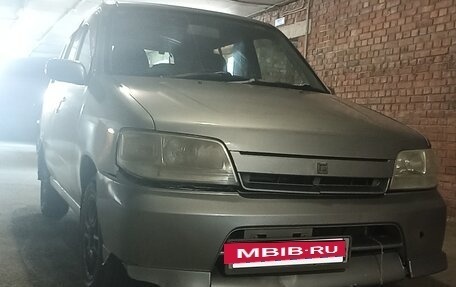 Nissan Cube II, 2001 год, 290 000 рублей, 10 фотография