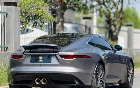 Jaguar F-Type I рестайлинг 2, 2022 год, 6 255 099 рублей, 3 фотография