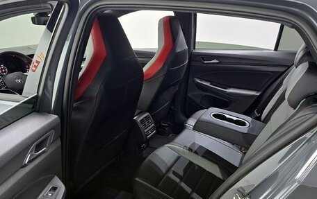 Volkswagen Golf VIII, 2023 год, 3 750 000 рублей, 8 фотография