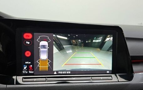 Volkswagen Golf VIII, 2023 год, 3 750 000 рублей, 15 фотография