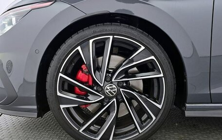 Volkswagen Golf VIII, 2023 год, 3 750 000 рублей, 18 фотография
