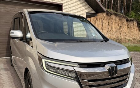 Honda Stepwgn IV, 2018 год, 2 630 000 рублей, 5 фотография