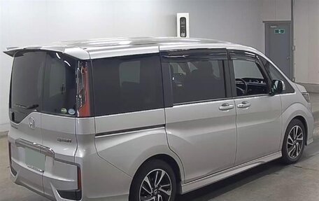 Honda Stepwgn IV, 2018 год, 2 630 000 рублей, 36 фотография
