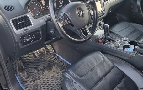 Volkswagen Touareg III, 2015 год, 3 790 000 рублей, 14 фотография