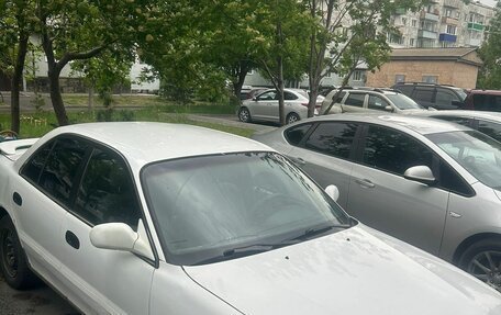 Hyundai Sonata III рестайлинг, 1996 год, 135 000 рублей, 4 фотография