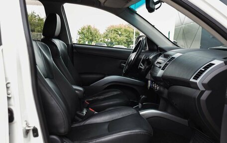 Mitsubishi Outlander III рестайлинг 3, 2011 год, 1 450 000 рублей, 18 фотография