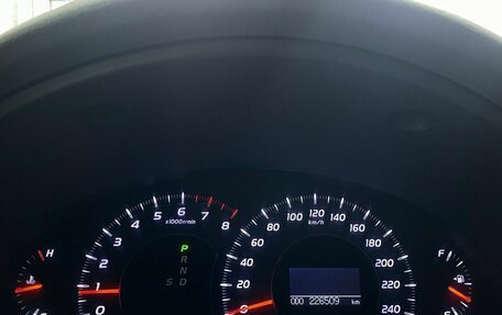 Toyota Camry, 2010 год, 1 250 000 рублей, 13 фотография