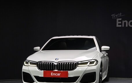 BMW 5 серия, 2022 год, 3 260 000 рублей, 2 фотография