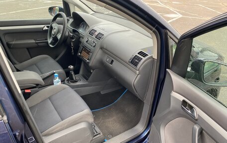 Volkswagen Touran III, 2012 год, 980 000 рублей, 15 фотография