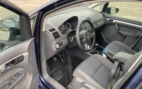Volkswagen Touran III, 2012 год, 980 000 рублей, 14 фотография
