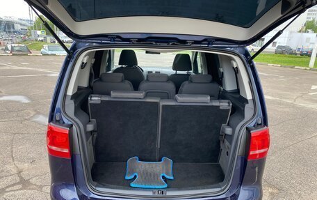 Volkswagen Touran III, 2012 год, 980 000 рублей, 11 фотография