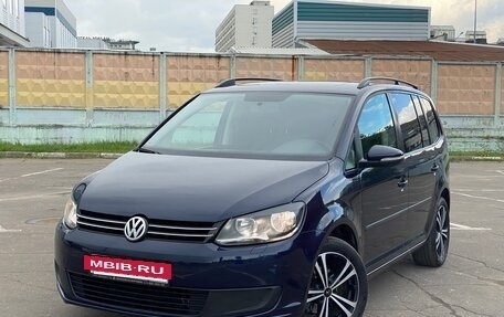Volkswagen Touran III, 2012 год, 980 000 рублей, 18 фотография