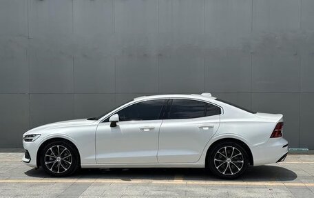 Volvo S60 III, 2021 год, 2 362 600 рублей, 3 фотография