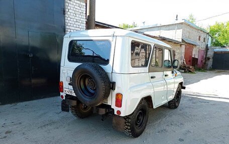 ЛуАЗ 3151, 2000 год, 355 000 рублей, 2 фотография